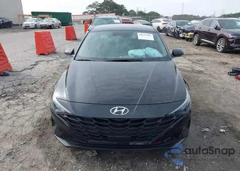 2022 Hyundai Elantra Sel z USA, uszkodzony, nr VIN 5NPLS4AG1NH071115